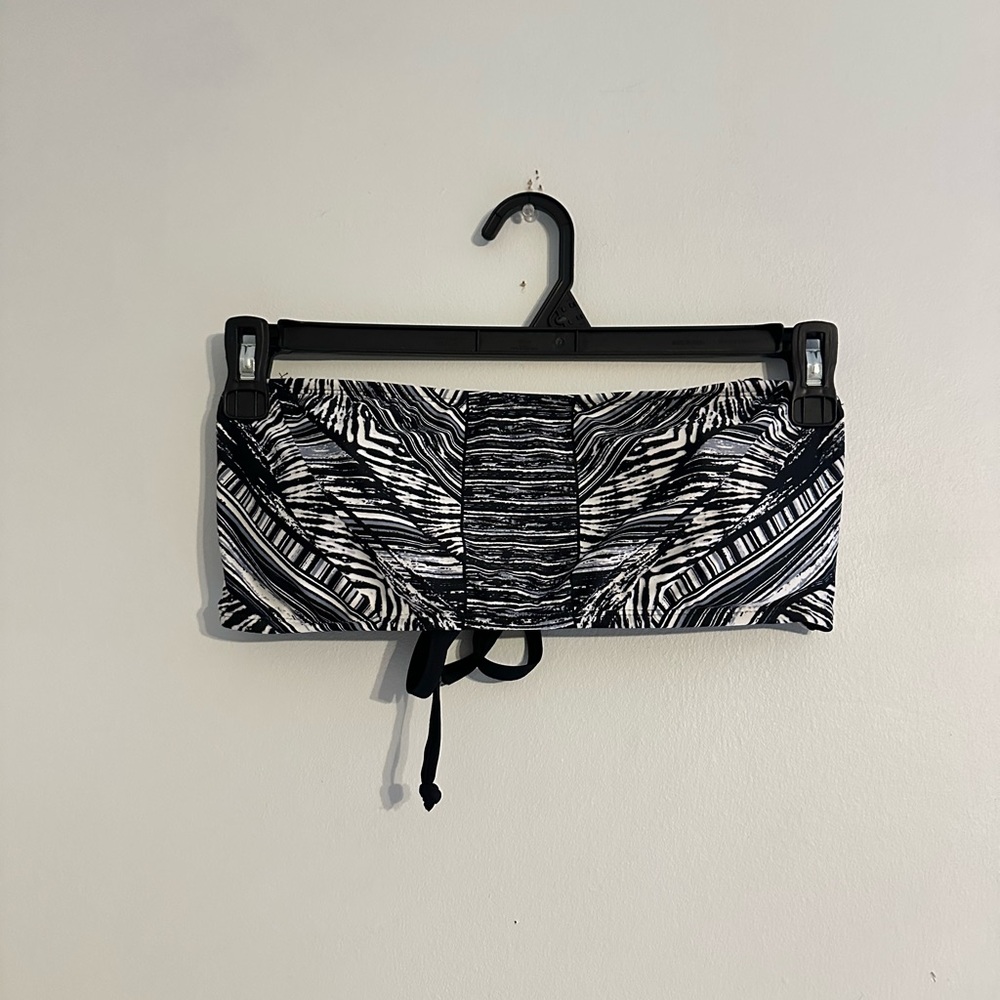 Mossimo Bandeau Style Bathing Suit Top Size D/DD